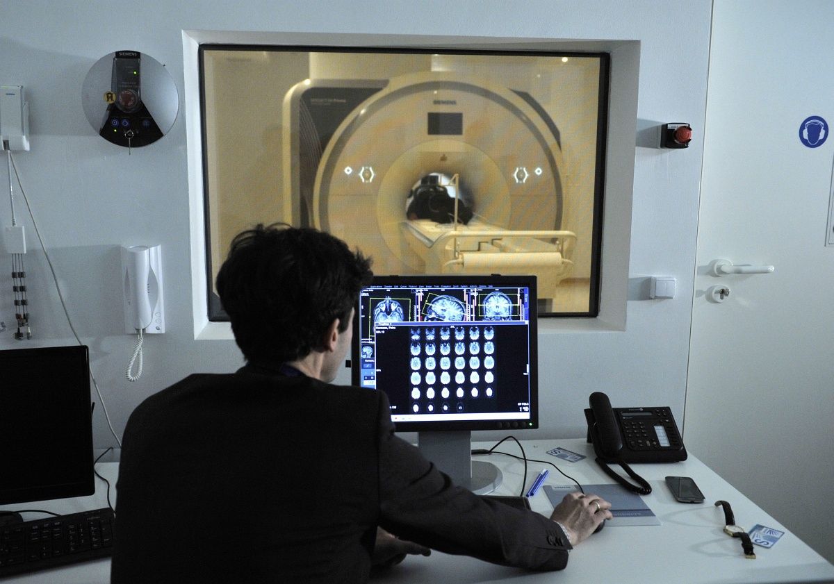 Államosítaná az egészségügyi diagnosztikai ellátásokat a kormány