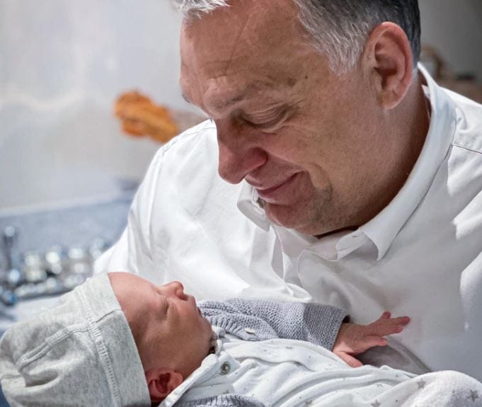 Megszületett Orbán Viktor ötödik unokája