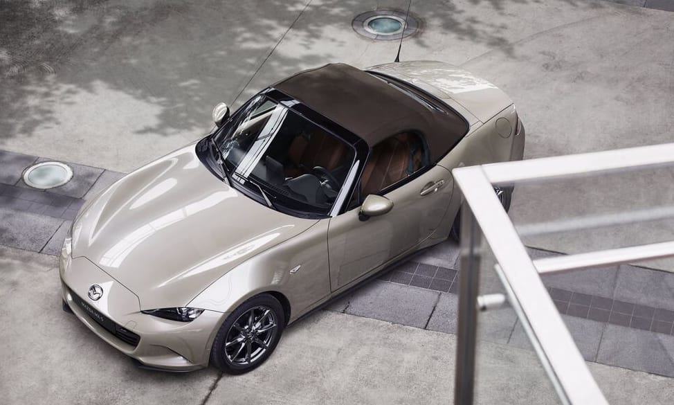Felfrissítve vág neki 2023-nak a Mazda MX-5