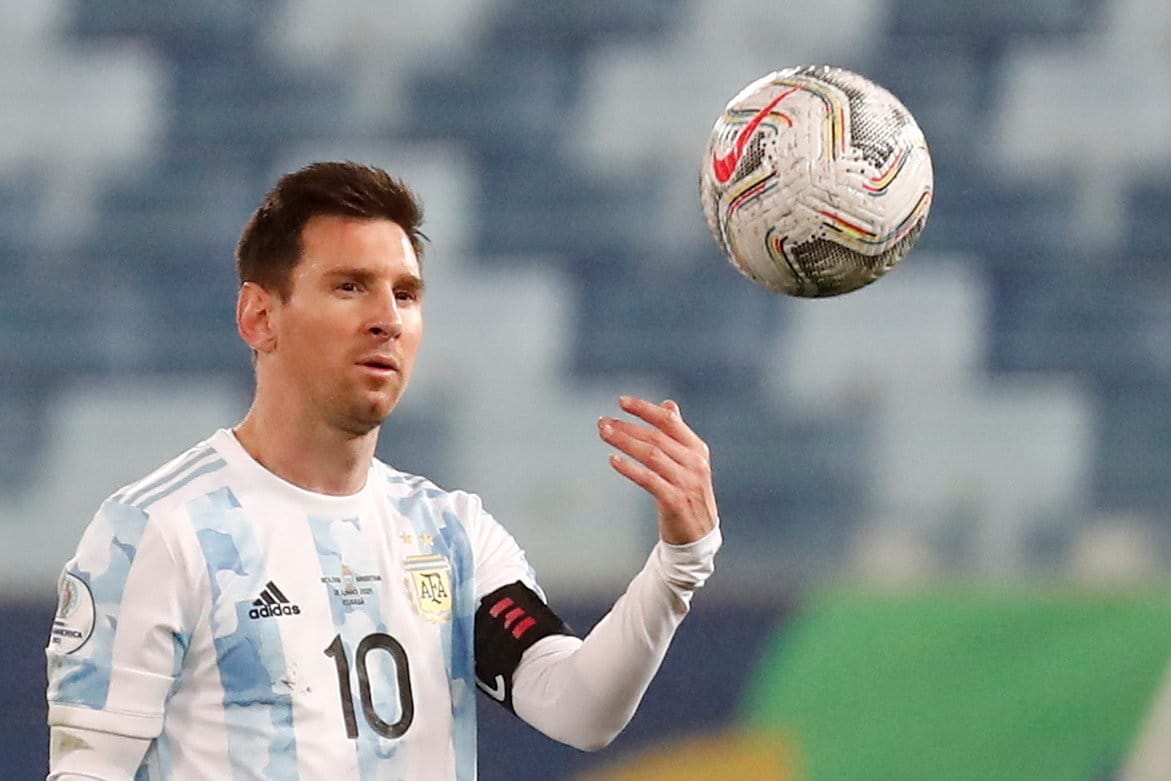Messi elárulta, kinek kellene kapnia idén az Aranylabdát