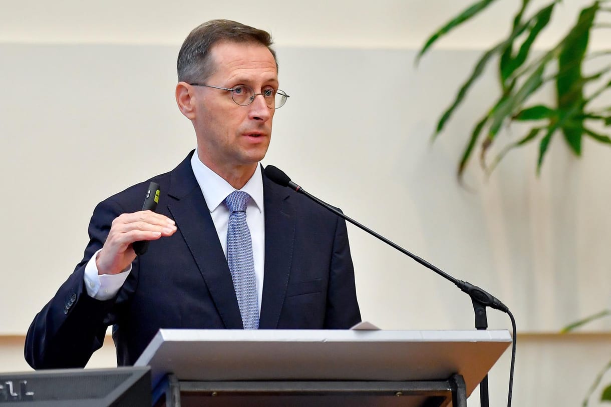 Magyarországot megdicsérte, Európa fölött fellegeket lát az IMF