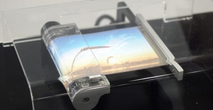 Nézze, ahogy feltekerik: ilyen lesz a Samsung Galaxy X kijelzője – videó