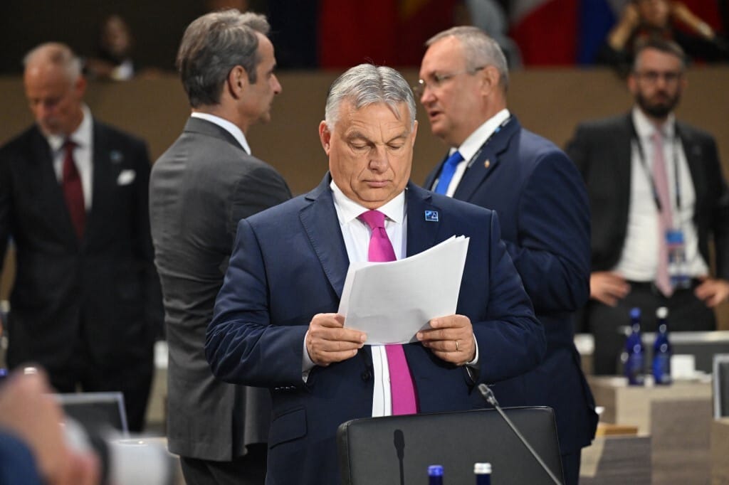 Az én hetem: Egy alkalommal minden nemzetnek joga van megőrülni? – kérdezi Péterfy Gergely