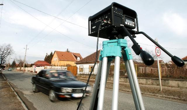 Nem követett el bűncselekményt a traffipax-blokkolót használó férfi