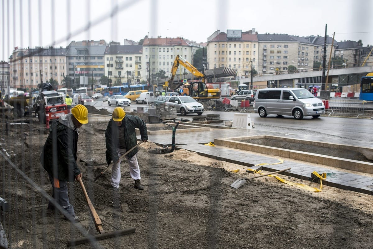 Káosz van a Széll Kálmán téren, jobb, ha ma reggel elkerüli