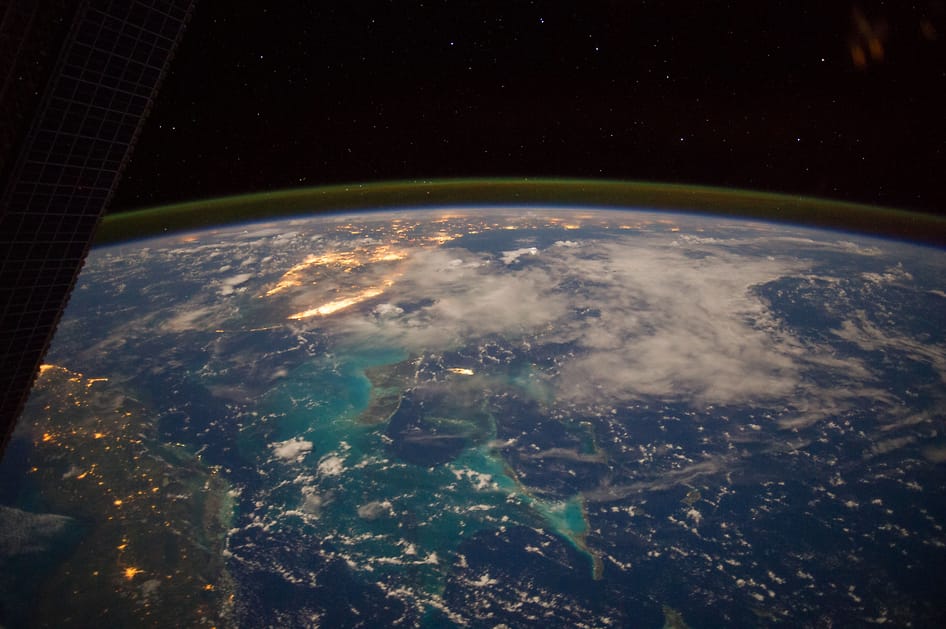 Fényekből rajzolódik ki Florida kontúrja az űrből – NASA-fotó