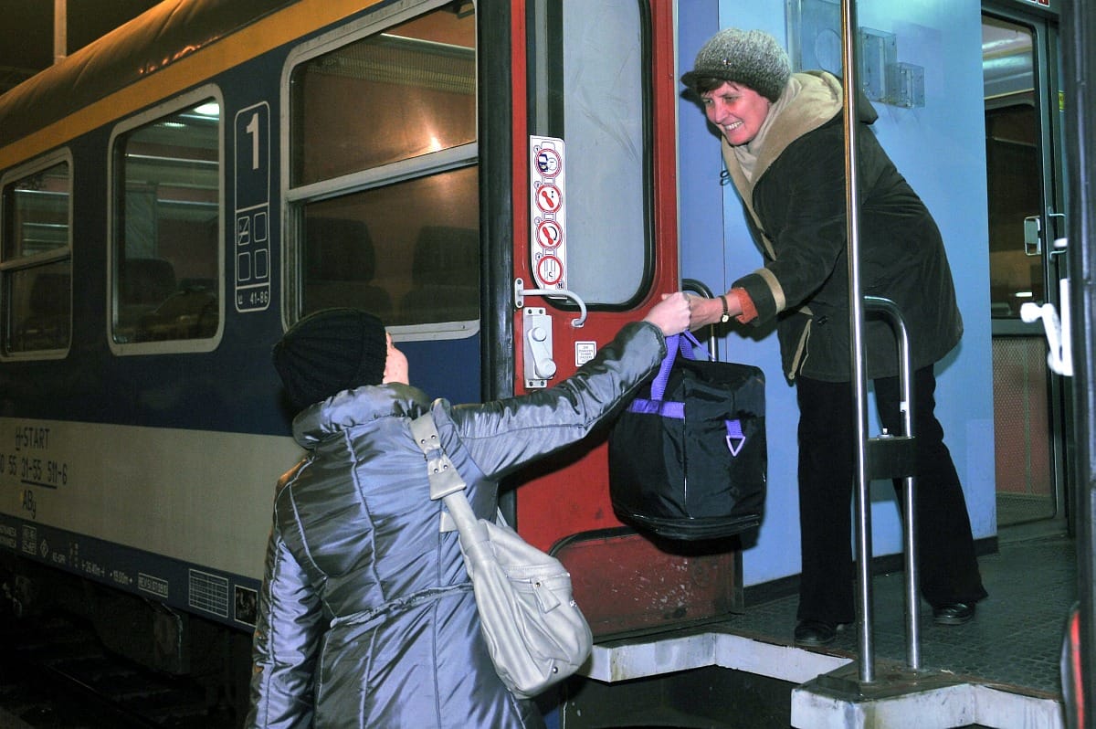 Jön a karácsony: így jár a BKV és a MÁV