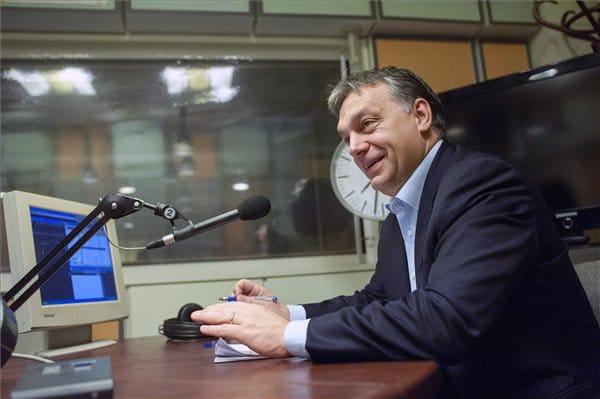 Orbán lúzernek nézi a magyarokat saját hazájukban