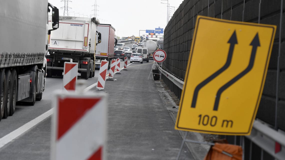 Zseniális videó az M0, M10 és M100 összes problémájáról