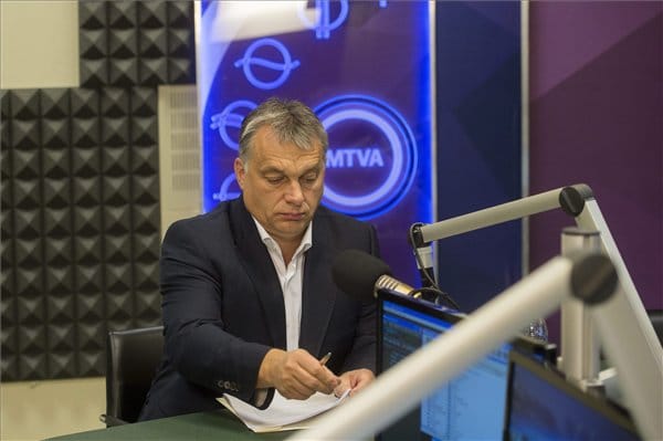 Orbán a tüntetésekről: Ez hisztérikus sikongatás