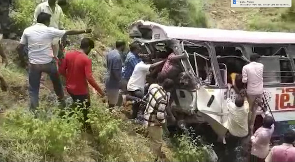 Súlyos buszbaleset történt Indiában