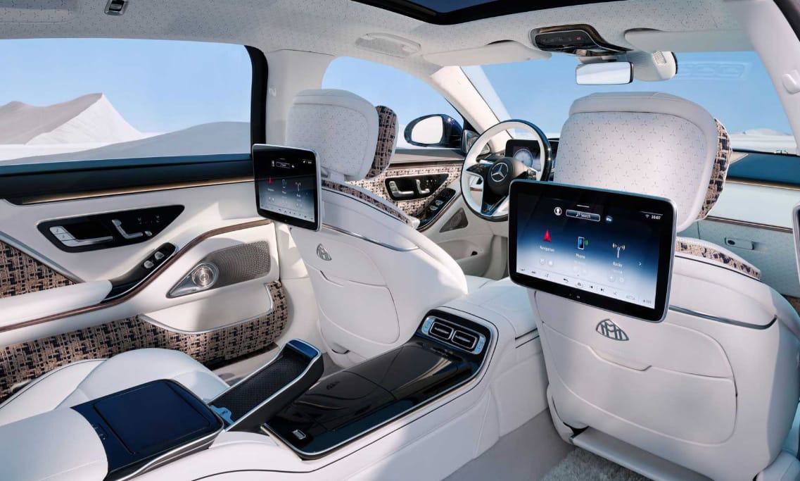 Földöntúli luxus tombol a legújabb Mercedes-Maybach S-osztályban