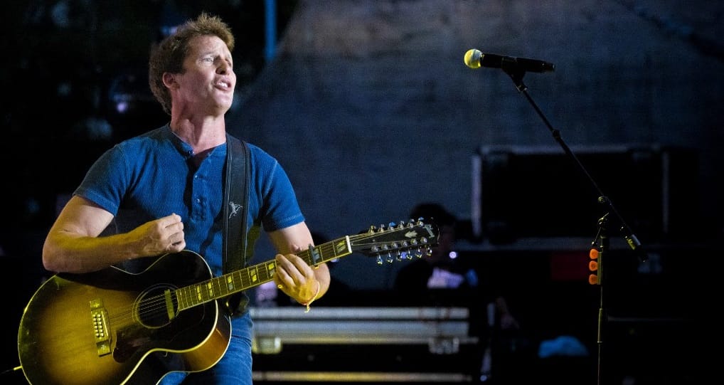 Budapesten lép fel James Blunt