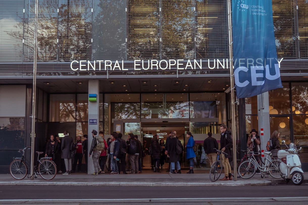 A bajorok szerint a magyar kormány miatt nem rendeződik a CEU ügye