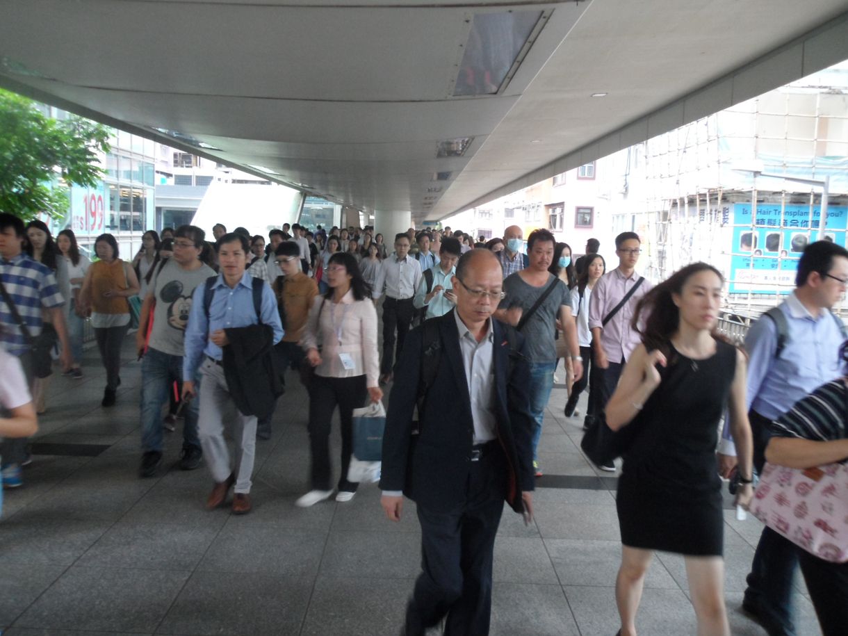Tízezres tüntetés volt Hongkongban