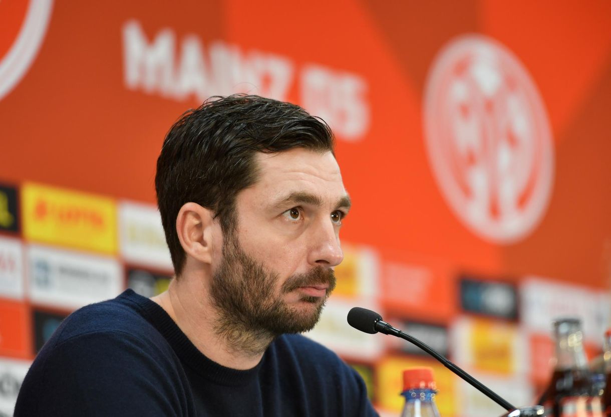 Menesztették Szalai Ádámék edzőjét