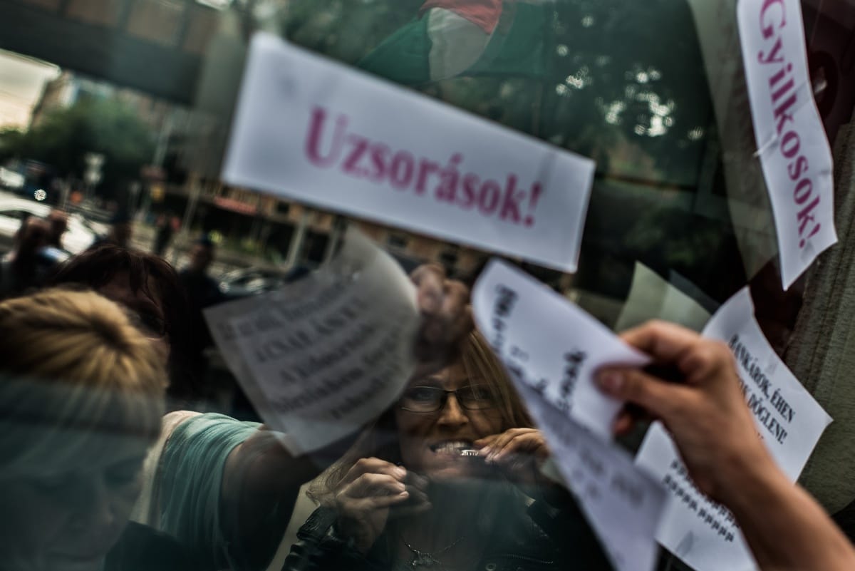 Kampány indul: Orbánék szánkba rágják az adósmentés eredményeit
