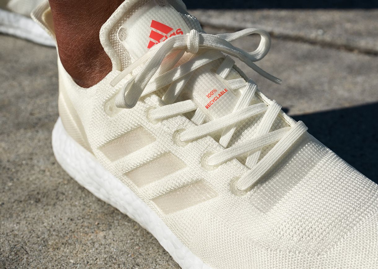 100%-ban újrahasznosítható cipőt ad ki az Adidas, ragasztót sem használtak