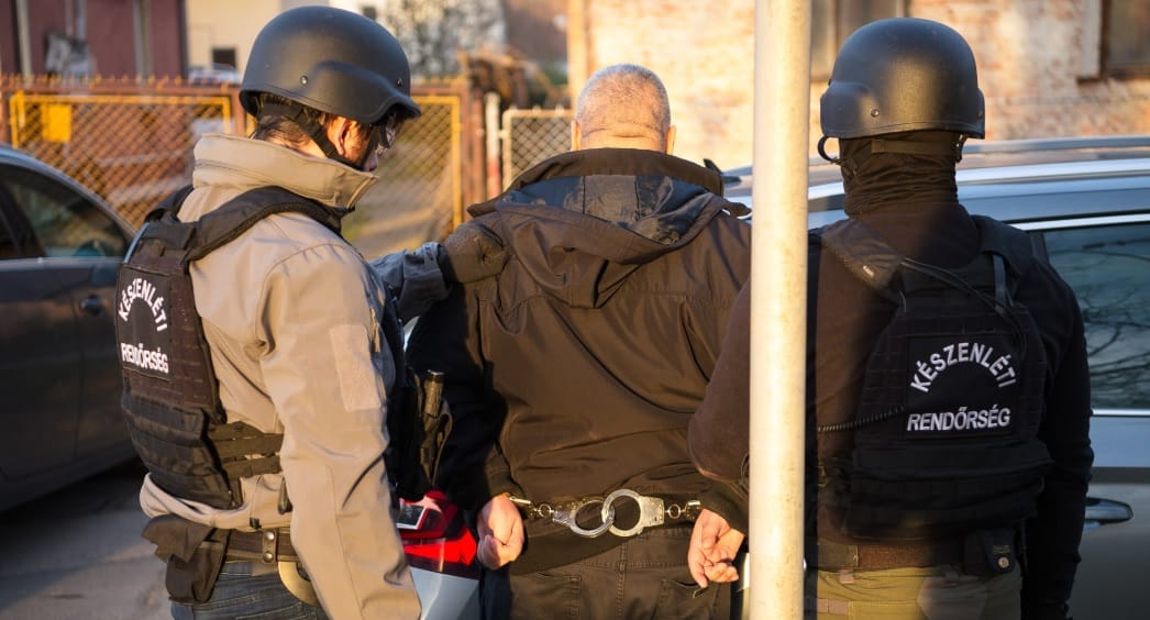Három ország rendőrei kapcsolták le a nőket futtató magyar bűnbandát - videó