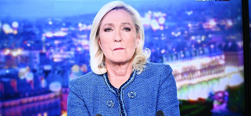 Elnökjelölt talán nem lesz az elítélt Le Pen, de bosszúja még nagyobb káoszba lökheti a francia belpolitikát