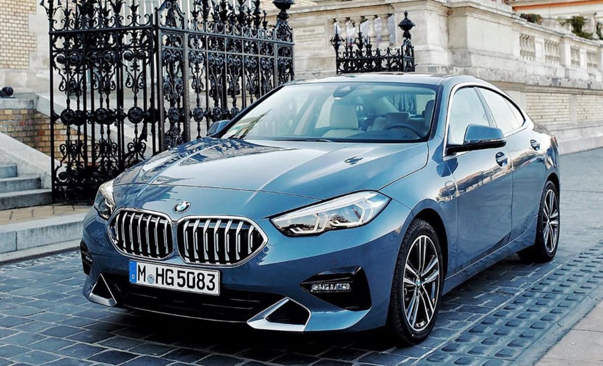 A Várkertnél bukkant fel egy még nem is kapható BMW