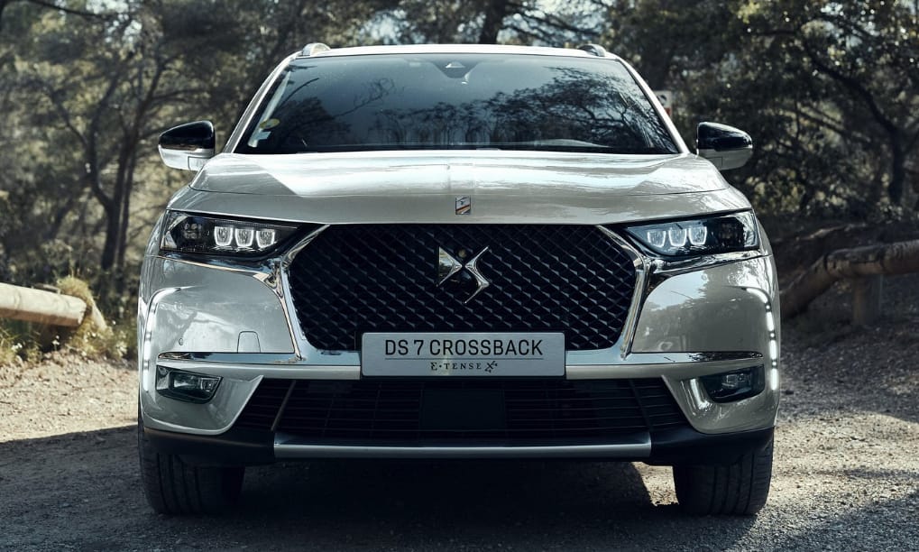 Zöld rendszámot kaphat a Citroen prémium divatterepjárója, az új hibrid DS7