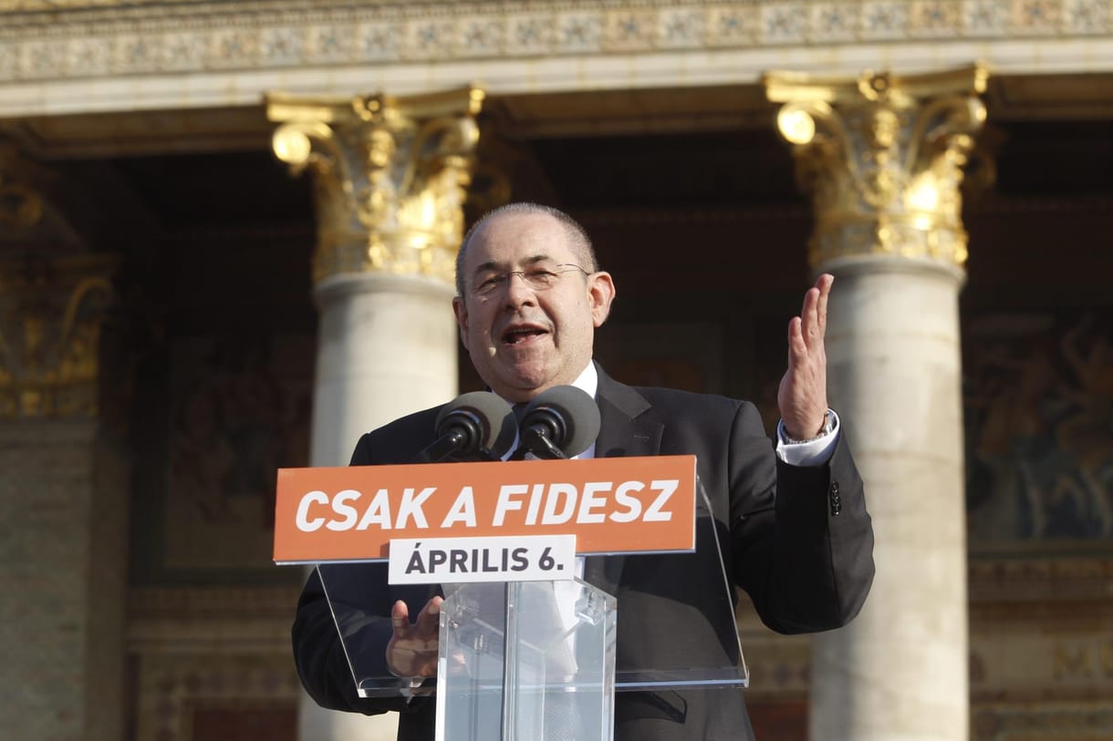 Már csak azt nem értjük, Pásztor István miért akarja Szerbia EU-csatlakozását