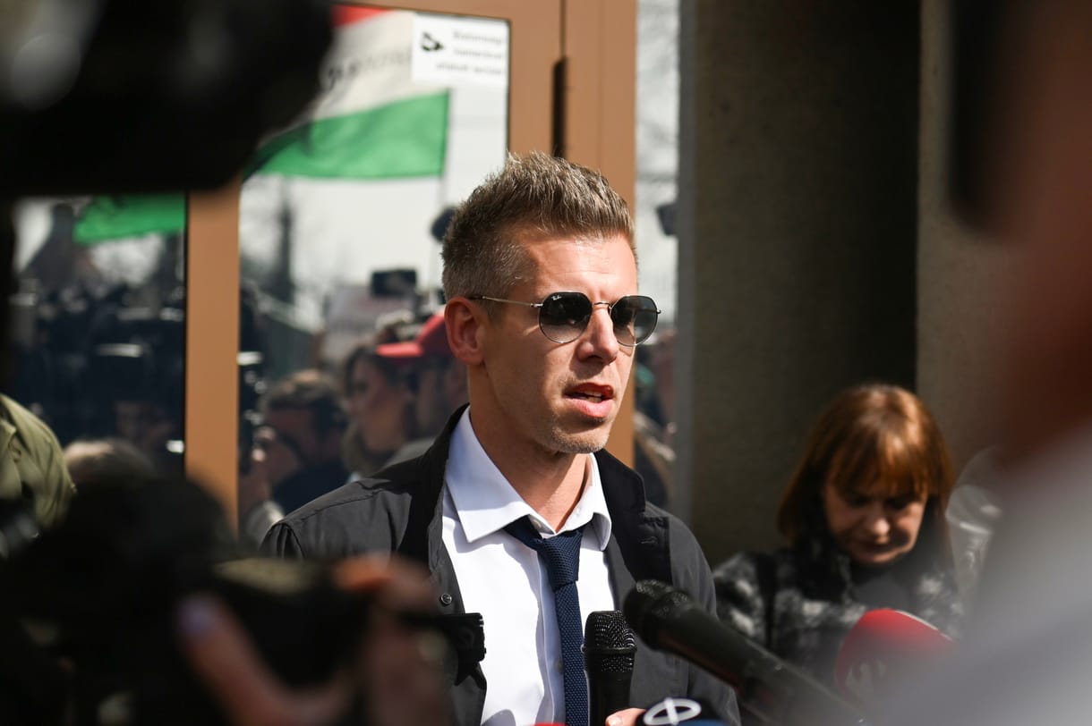 Magyar Péter estére tüntetést hirdetett, hogy a kormány távozását követeljék 