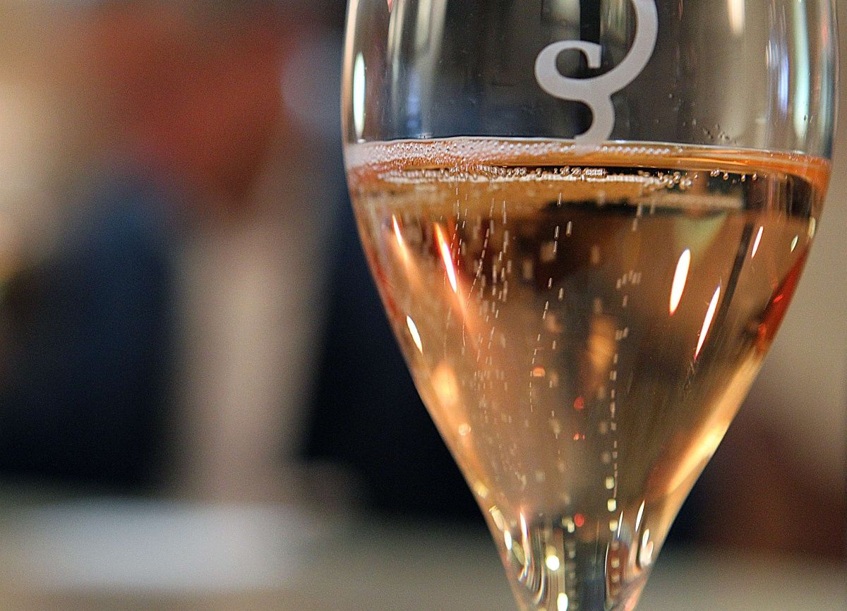 Putyin megpróbálja lefoglalni az orosz pezsgőknek a Champagne elnevezést