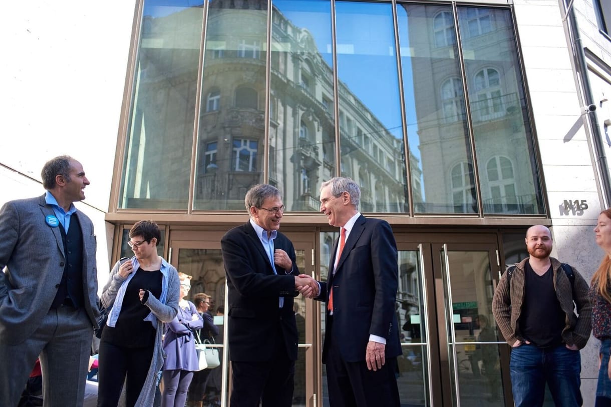 Meglátogatta a CEU-t Orhan Pamuk