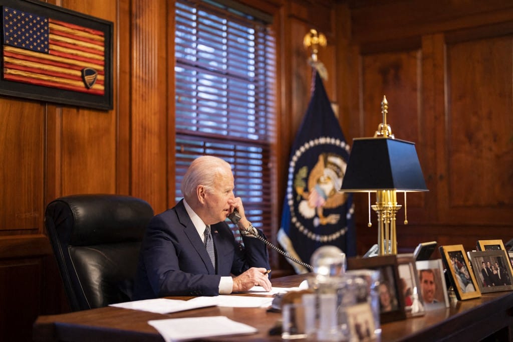 Biden keményen üzen Putyinnak, de már nem mondja, hogy „küszöbön áll” Ukrajna megtámadása