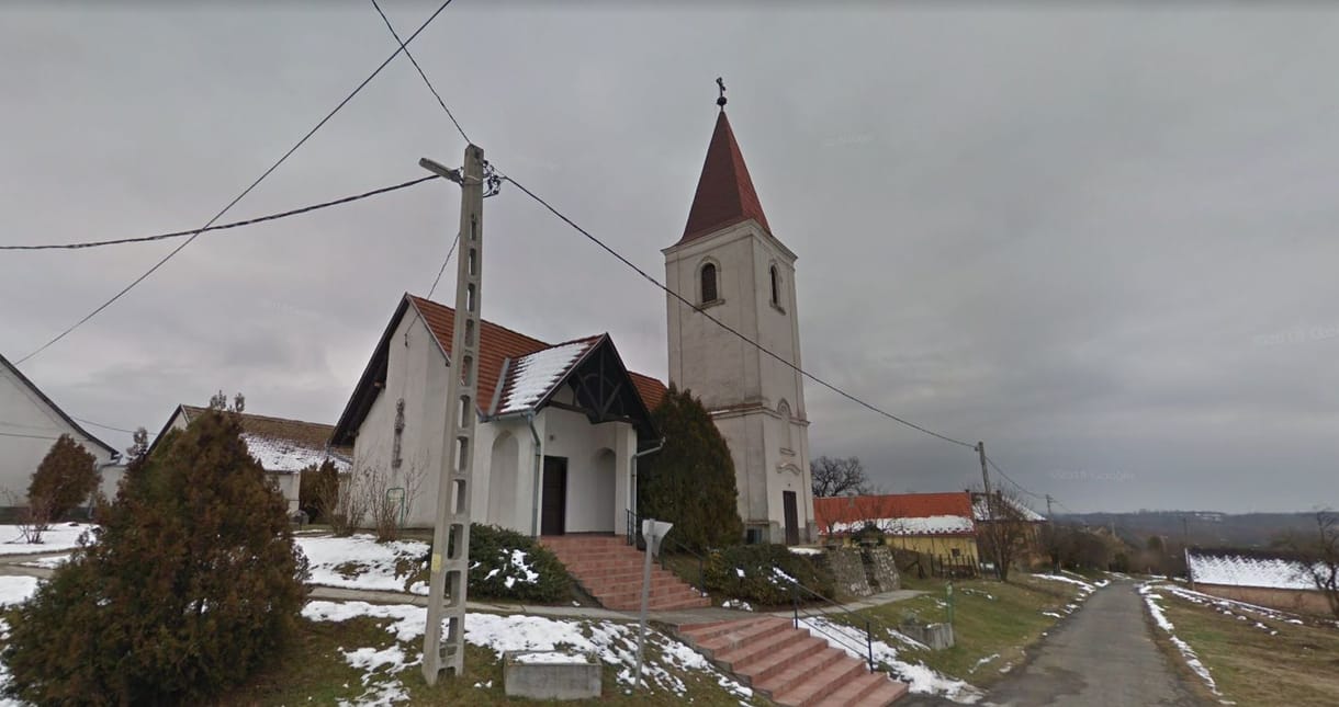 Fiatalok tomboltak a lothárdi templomban
