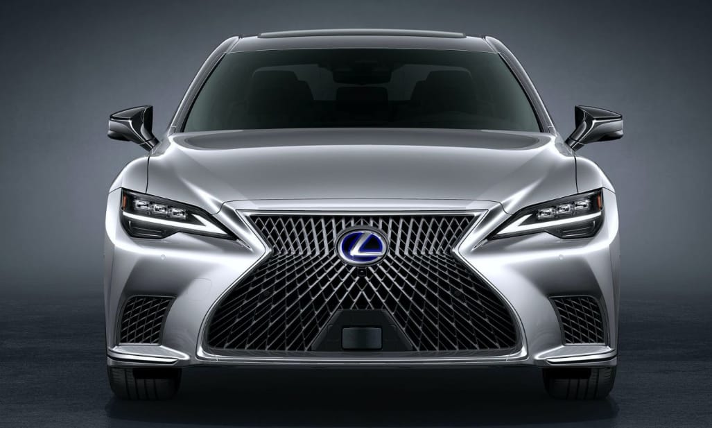 A japán S-osztály: Magyarországon a megújult Lexus LS
