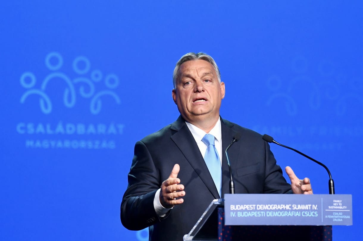 Politico: A populista jobboldal Párizstól tanulhatná meg, hogyan lehetne több gyerek