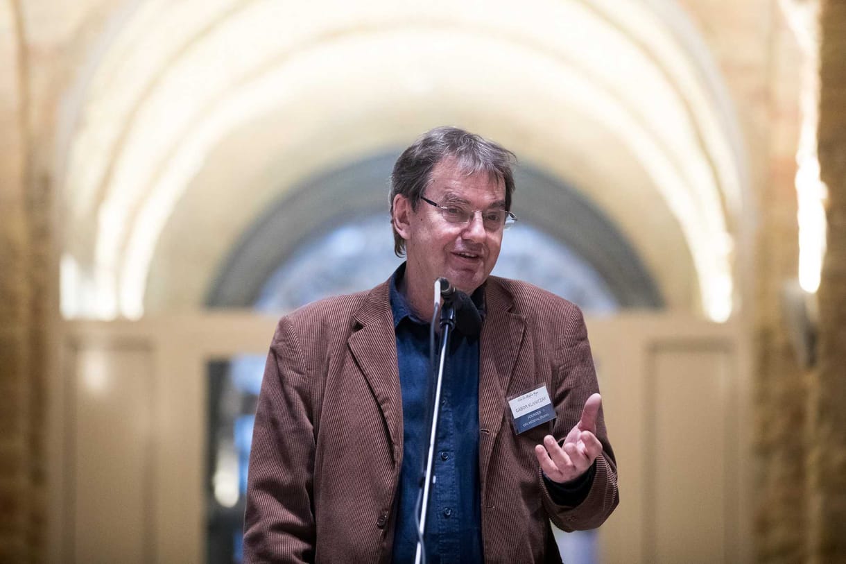 Az Amerikai Tudományos Akadémia tagja lett a CEU egyik listázott tanára
