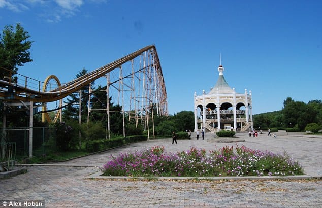 Így néz ki egy észak-koreai vidámpark - képekkel