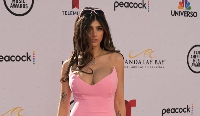 Dobja a Playboy Mia Khalifát a Hamászt támogató „undorító” megjegyzései miatt