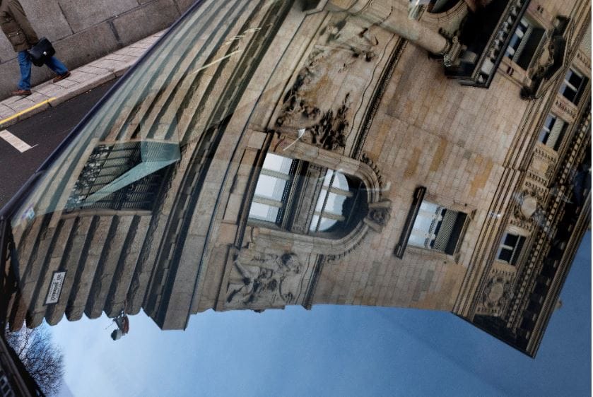 Nem világos, mit akar a kormány a felelőtlenebb hiteleseknek kedvező kamatstoppal