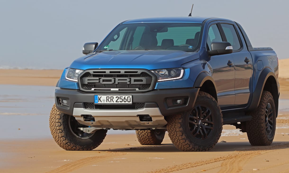Bizonyíték, nem ígéret: erőből, sivatagban nyúztuk a Ford Ranger Raptort