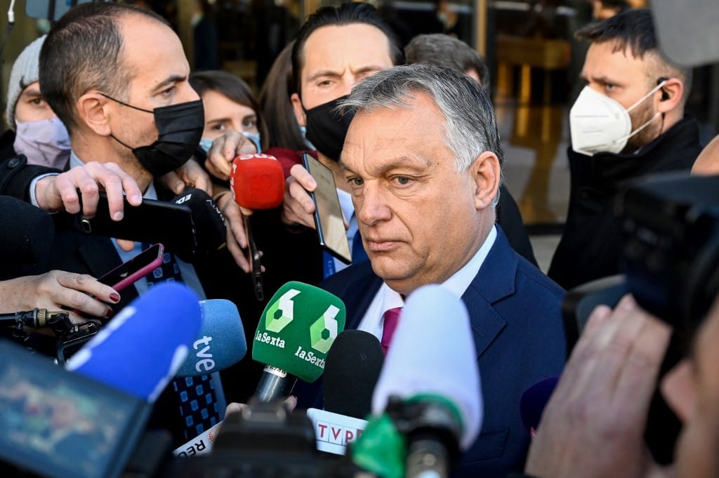 Orbán is aláírt egy nyilatkozatot, ami kifejezetten Oroszországot hibáztatja az ukrajnai krízisért