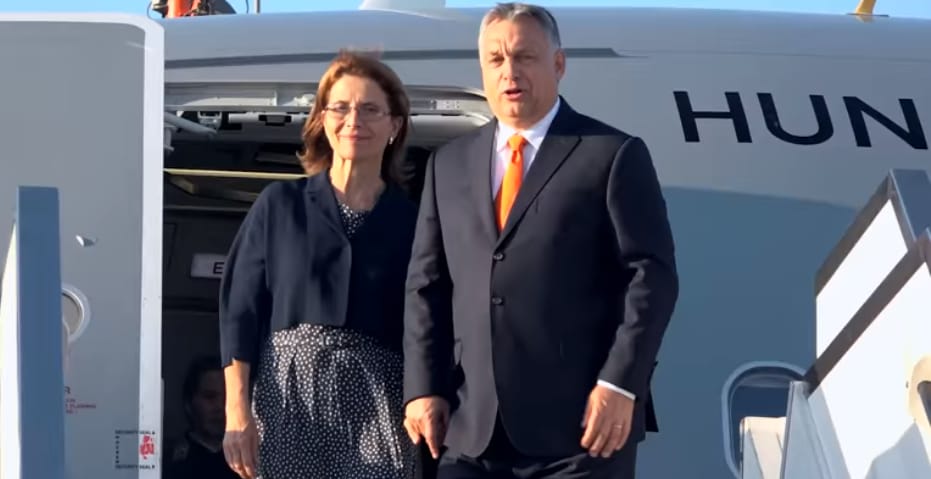 Megérkezett Izraelbe Orbán – videó