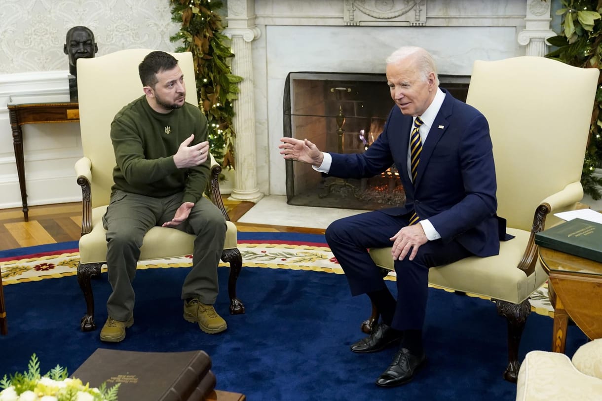 Brit szakértő: Túl sok életbe kerülne, ha az USA nem dönti el, mi a 