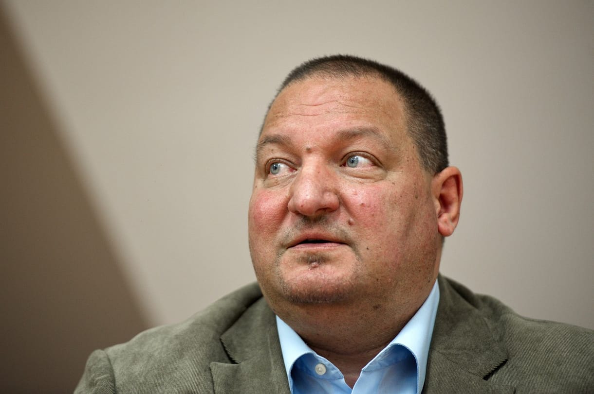 Németh Szilárd: Több ezer illegális bevándorló csak arra vár, hogy lebontsák a határzárat