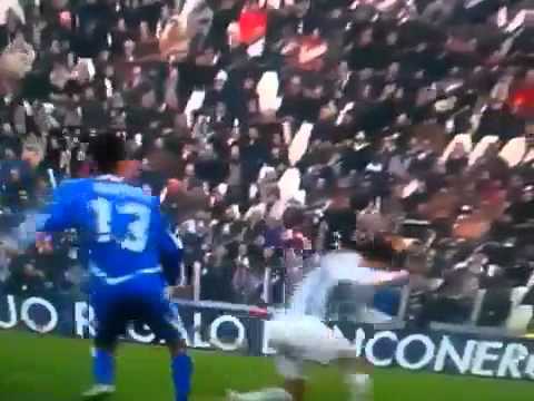 Kijött a kórházból a halántékon rúgott Del Piero - video