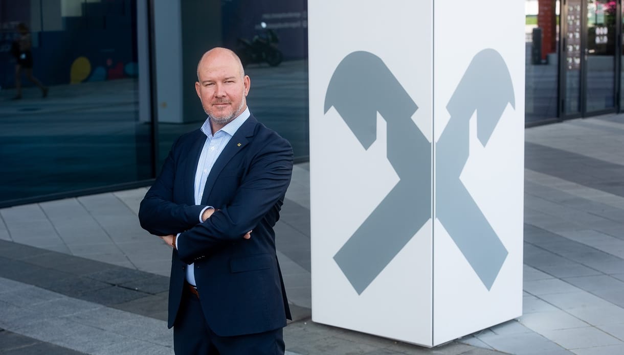 Nagy könnyítések érkeztek a Raiffeisen Bank ügyfeleinek