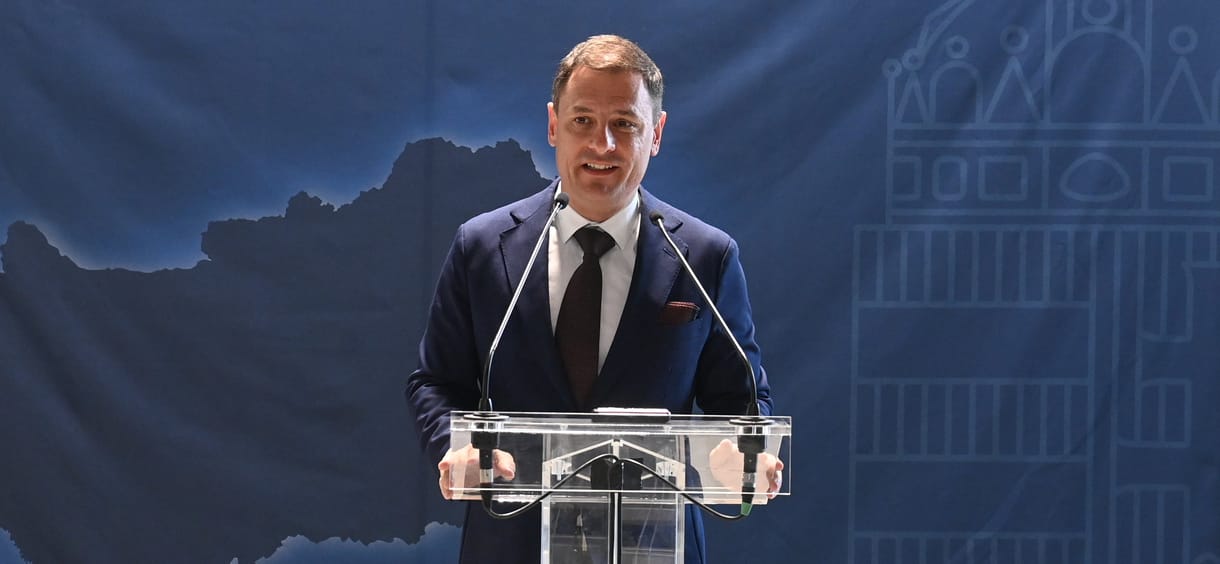 Visszakozott a kormány az ügyvédi kamarával szemben, új javaslattal állt elő Tuzson Bence