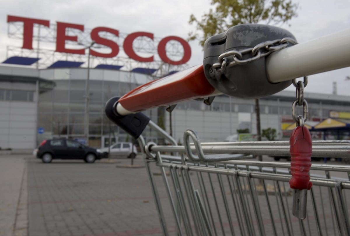 MN: Tízmilliárdokat mentett ki a Tesco Magyarországról