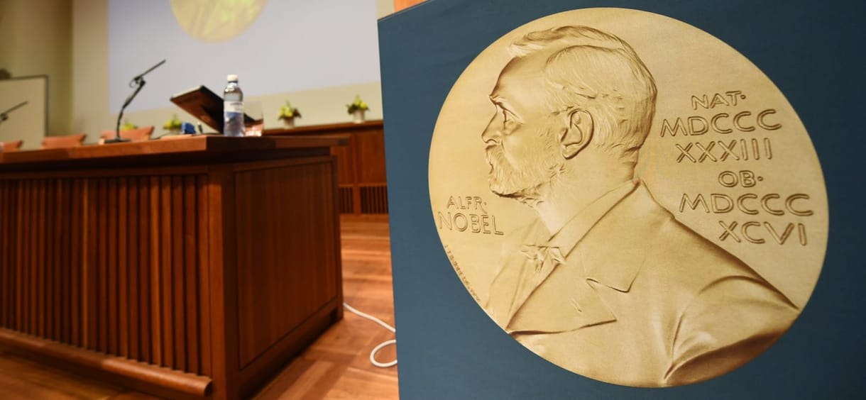 Szent-Györgyi, Wigner és naná, hogy Karikó – lista a magyarokról, akik eddig a Nobel-díjat kaptak [frissítve]