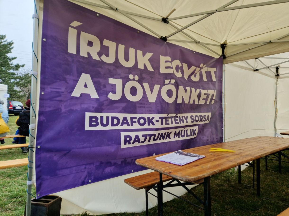 Republikon: Márciusban csak a Momentum és a Mi Hazánk tudott erősödni az ellenzéki pártok közül
