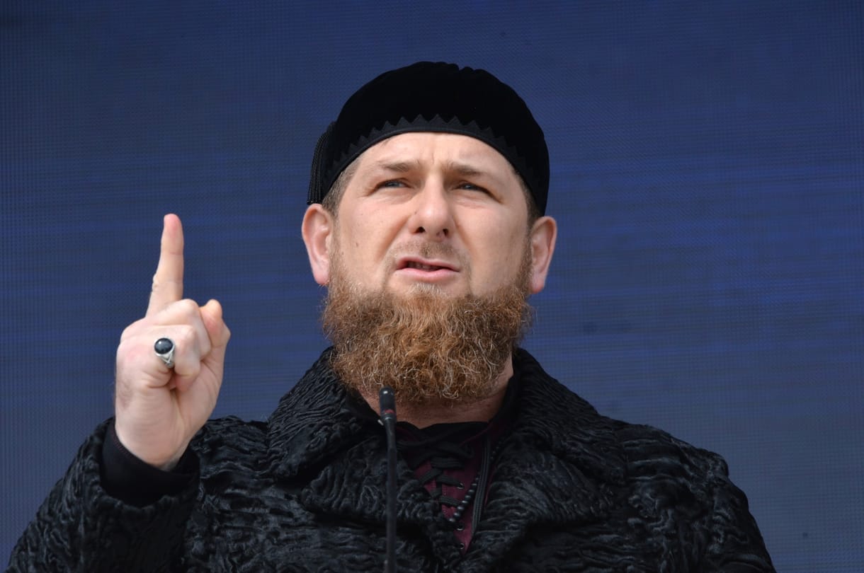 Putyin csecsenföldi szövetségese szerint halál jár az internetes rágalmazóknak